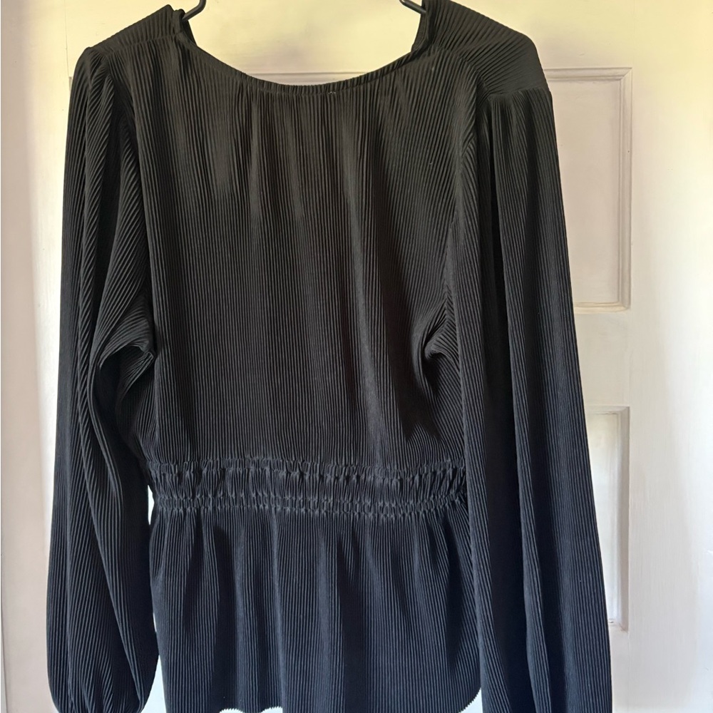 Abercrombie & Fitch Black wrap blouse - Picture 3 of 3
